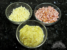 Calabacines rellenos de salchicha y queso 3